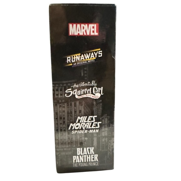 Marvel Heroes Collection (4 Novels) Black Panther, Spiderman, Runaways, Squirrel - Picture 3 of 11